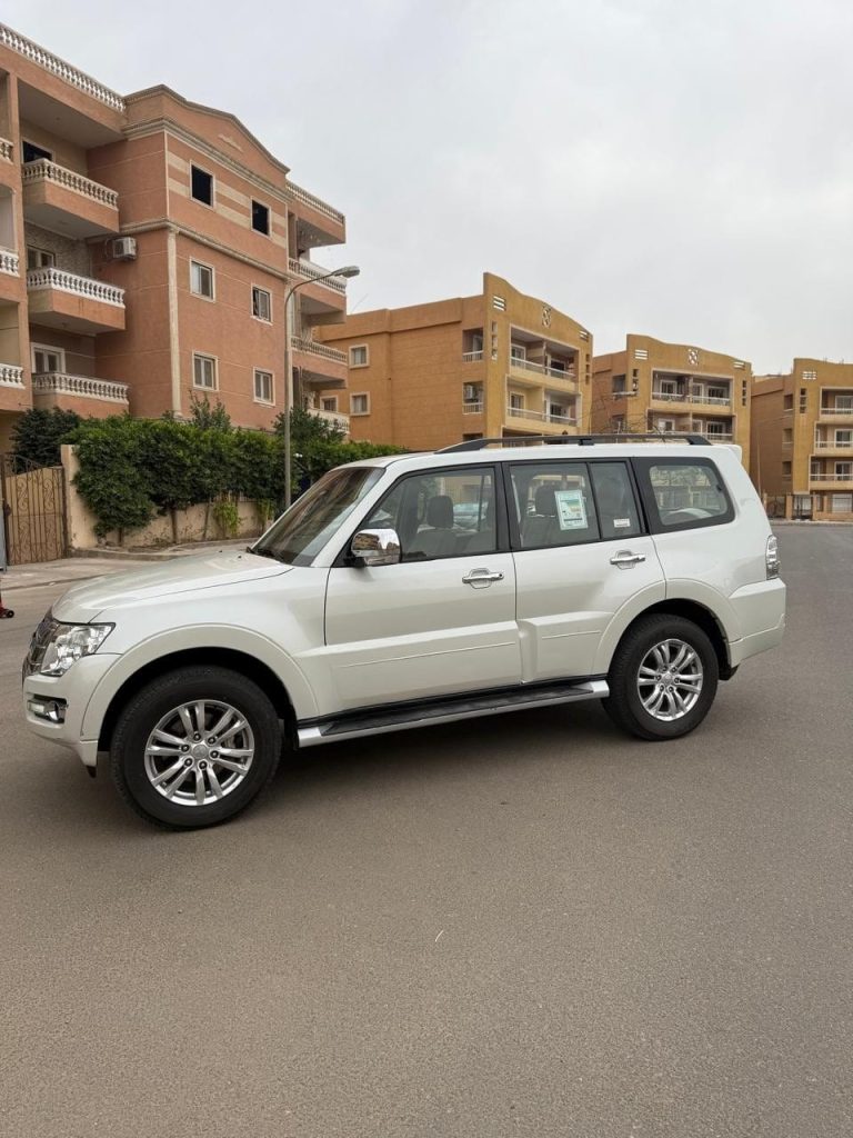 Limozin Service luxury $ Rental Car with Driver